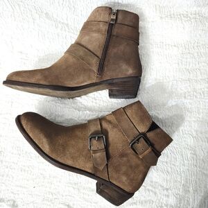 Journee Collection Shoes Women's 9 Brown Errin Booties Block Heel Biker Moto NEW